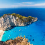 Navagio shipwreck beach în Zakynthos, Greece. Ionian sea